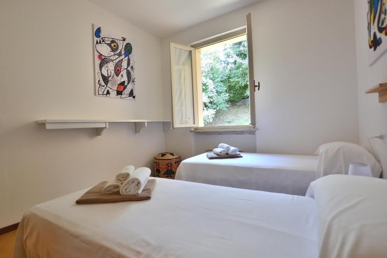 Apartment Joan Miro With Pool Bardolino Kültér fotó