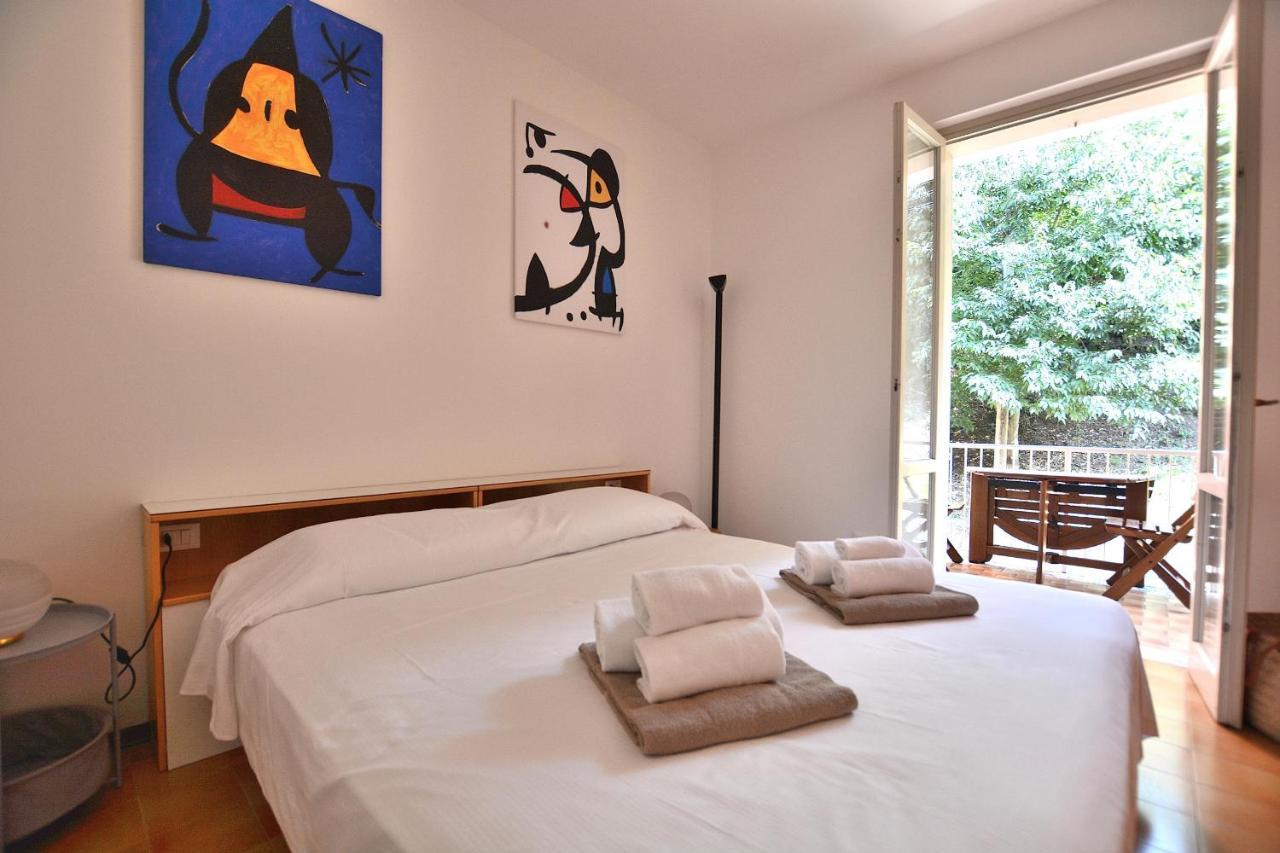 Apartment Joan Miro With Pool Bardolino Kültér fotó